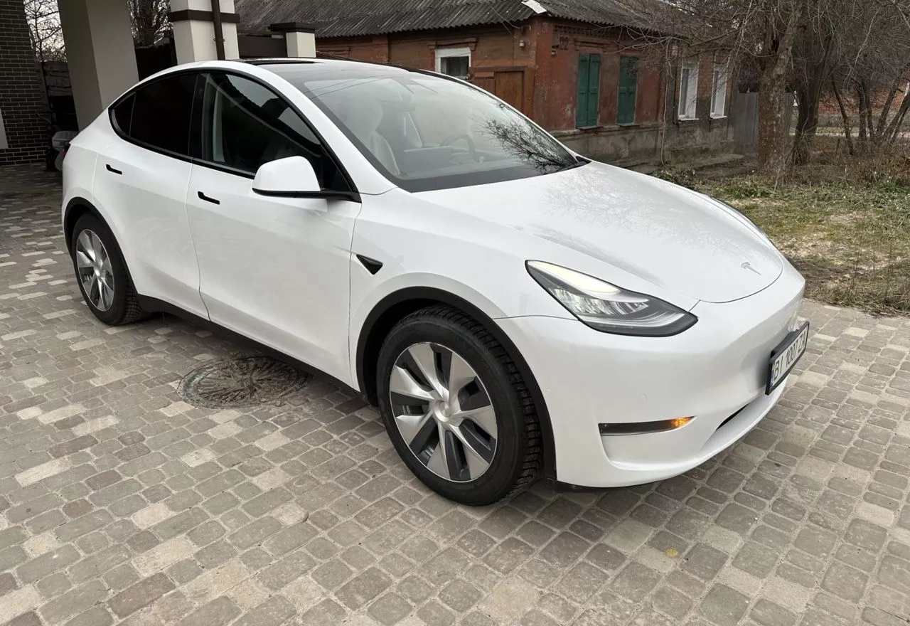 Tesla Model Y  202031