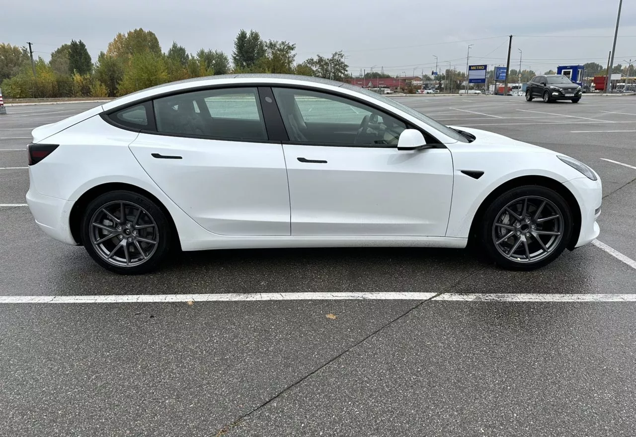 Tesla Model 3  60 kWh 202281