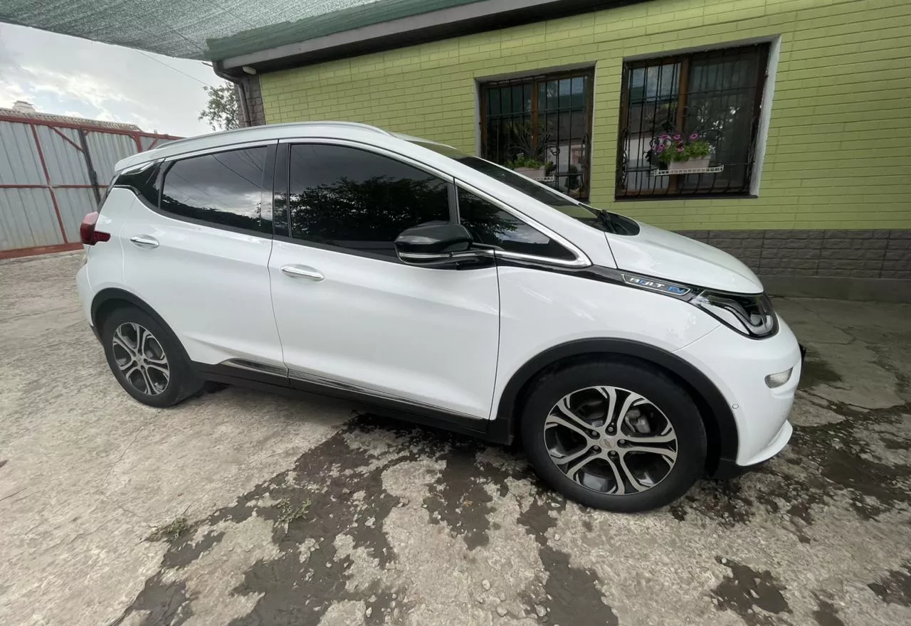 Chevrolet Bolt EV  60 kWh 201771