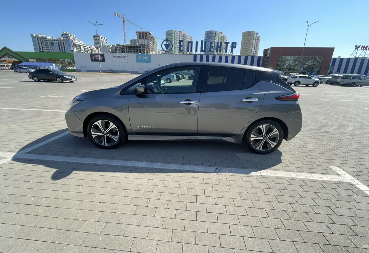 Nissan Leaf  40 kWh 2019241