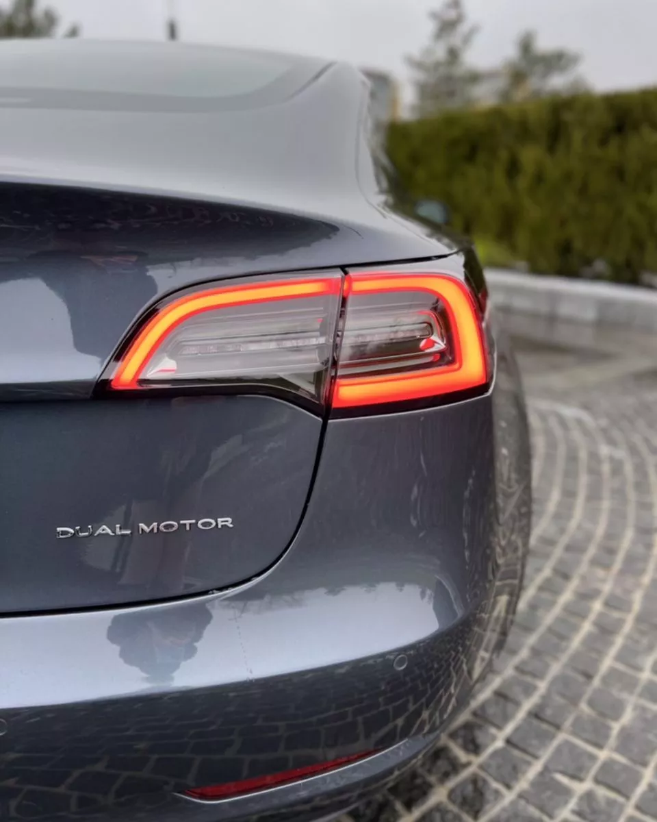 Tesla Model 3  82 kWh 202191