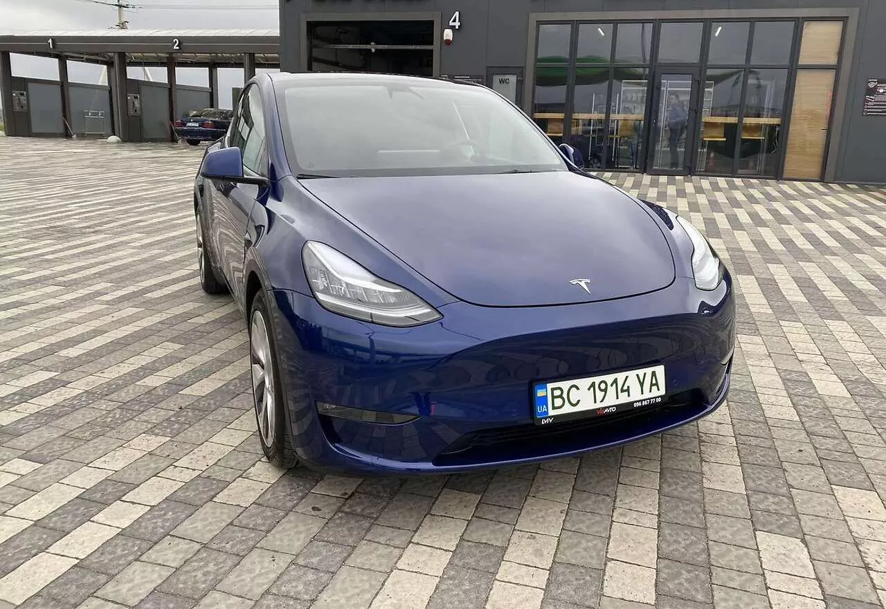 Tesla Model Y  82 kWh 202121