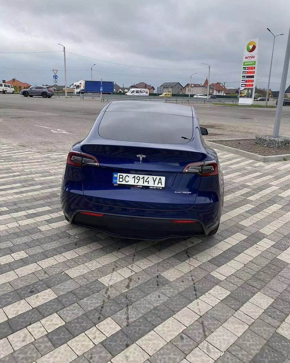 Tesla Model Y  82 kWh 202141