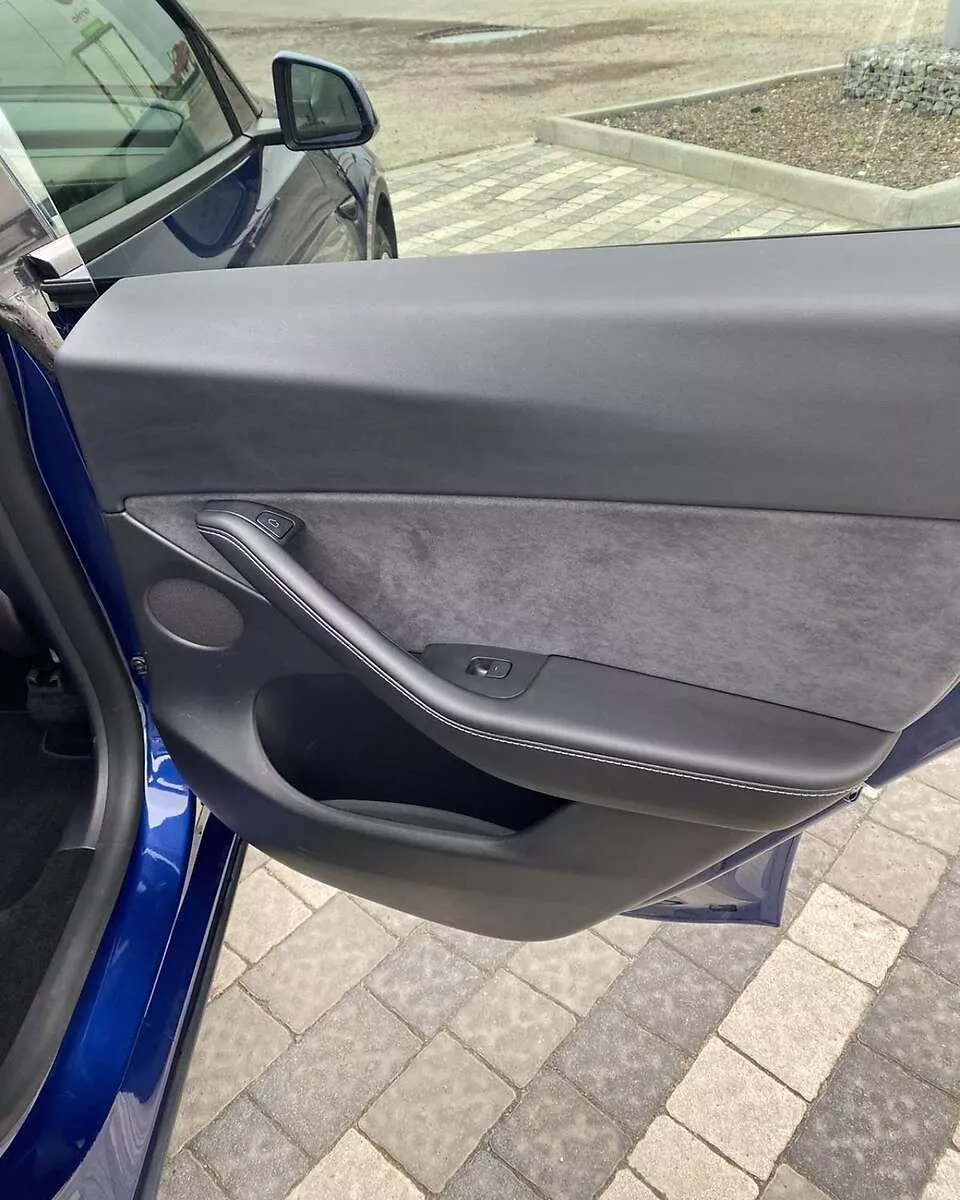 Tesla Model Y  82 kWh 2021181