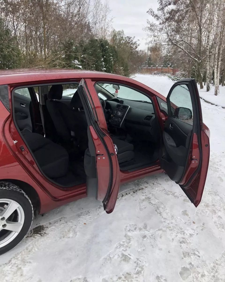 Nissan Leaf  24 kWh 2014121