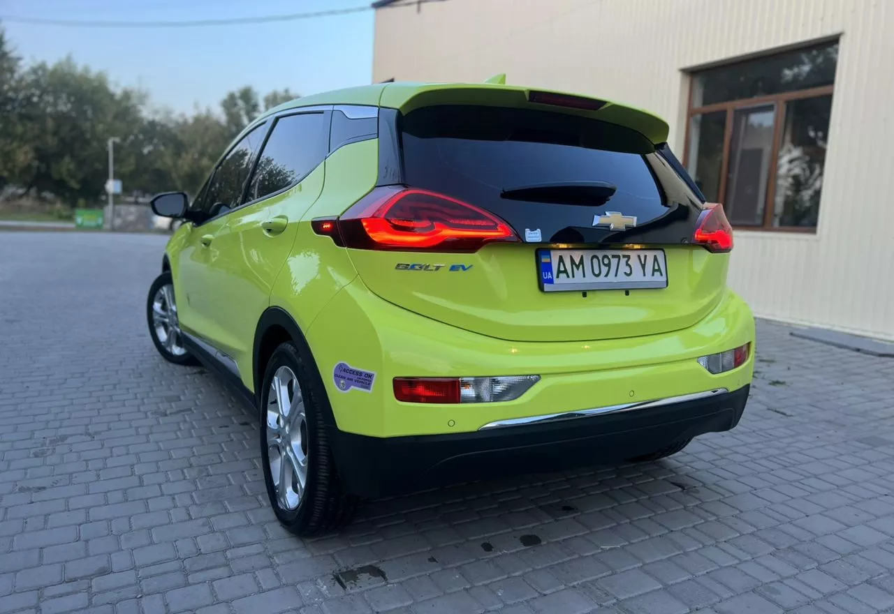 Chevrolet Bolt EV  64 kWh 2019221