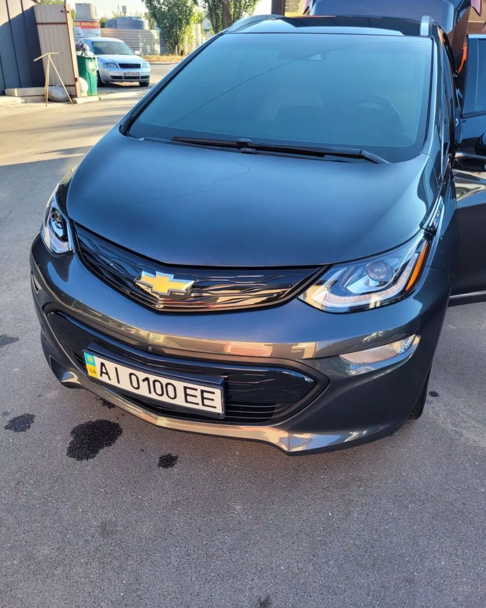 Chevrolet Bolt EV  64 kWh 2020211