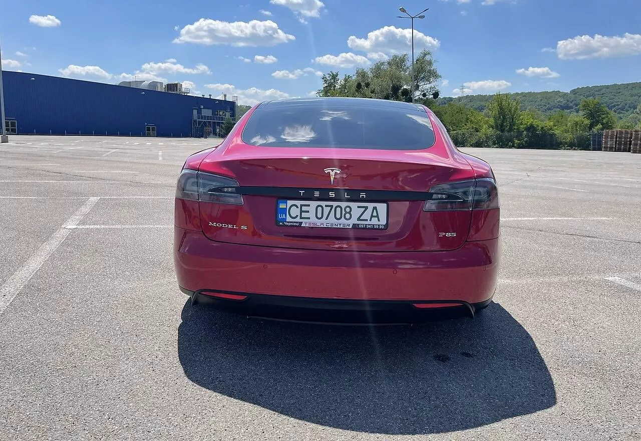 Tesla Model S  85 kWh 201441