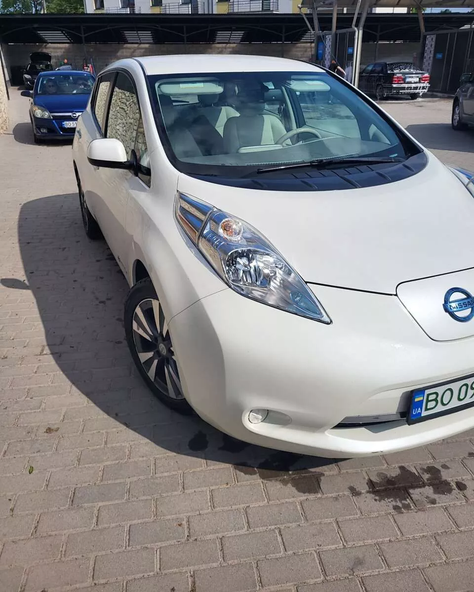 Nissan Leaf  24 kWh 201511