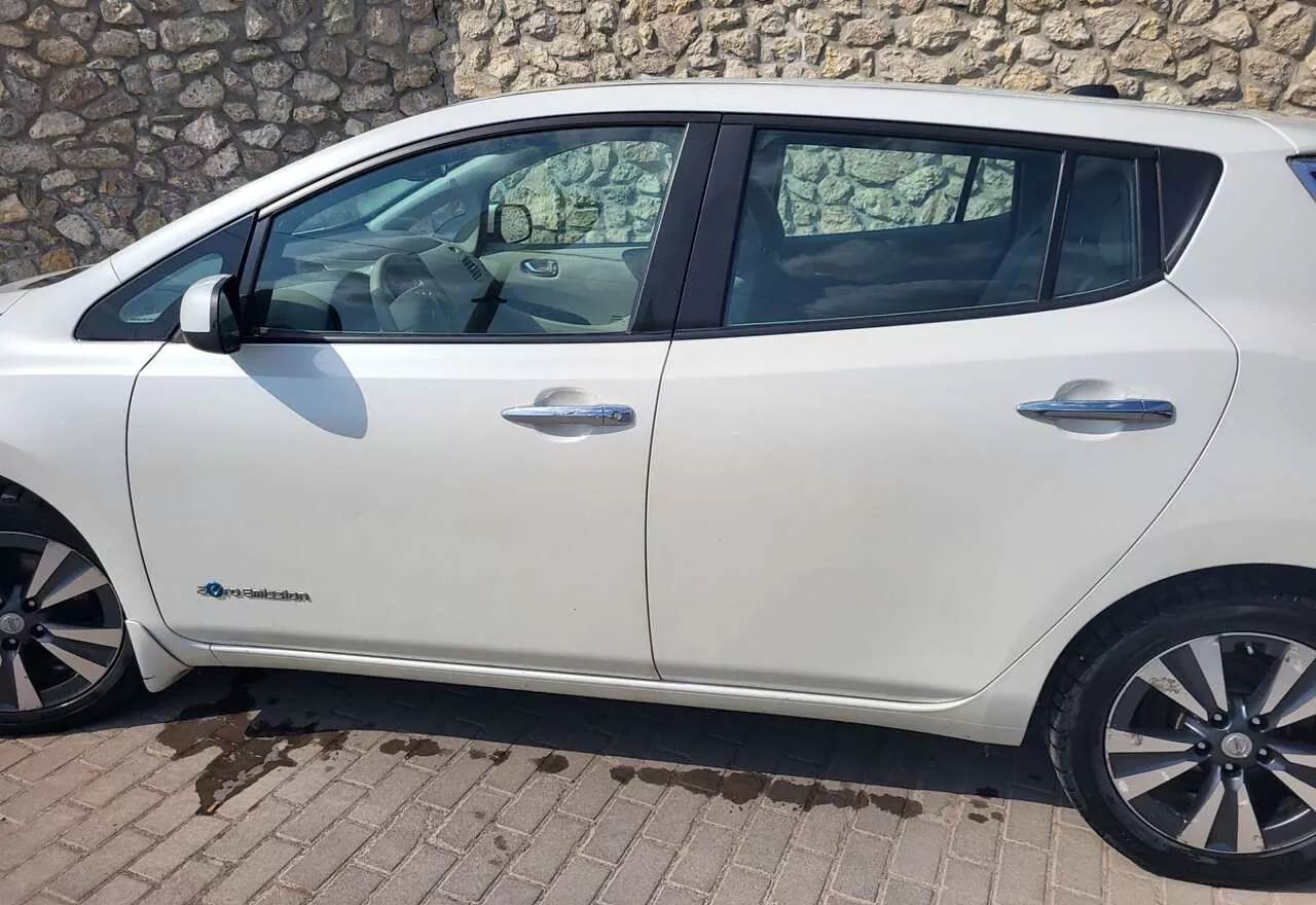 Nissan Leaf  24 kWh 201531