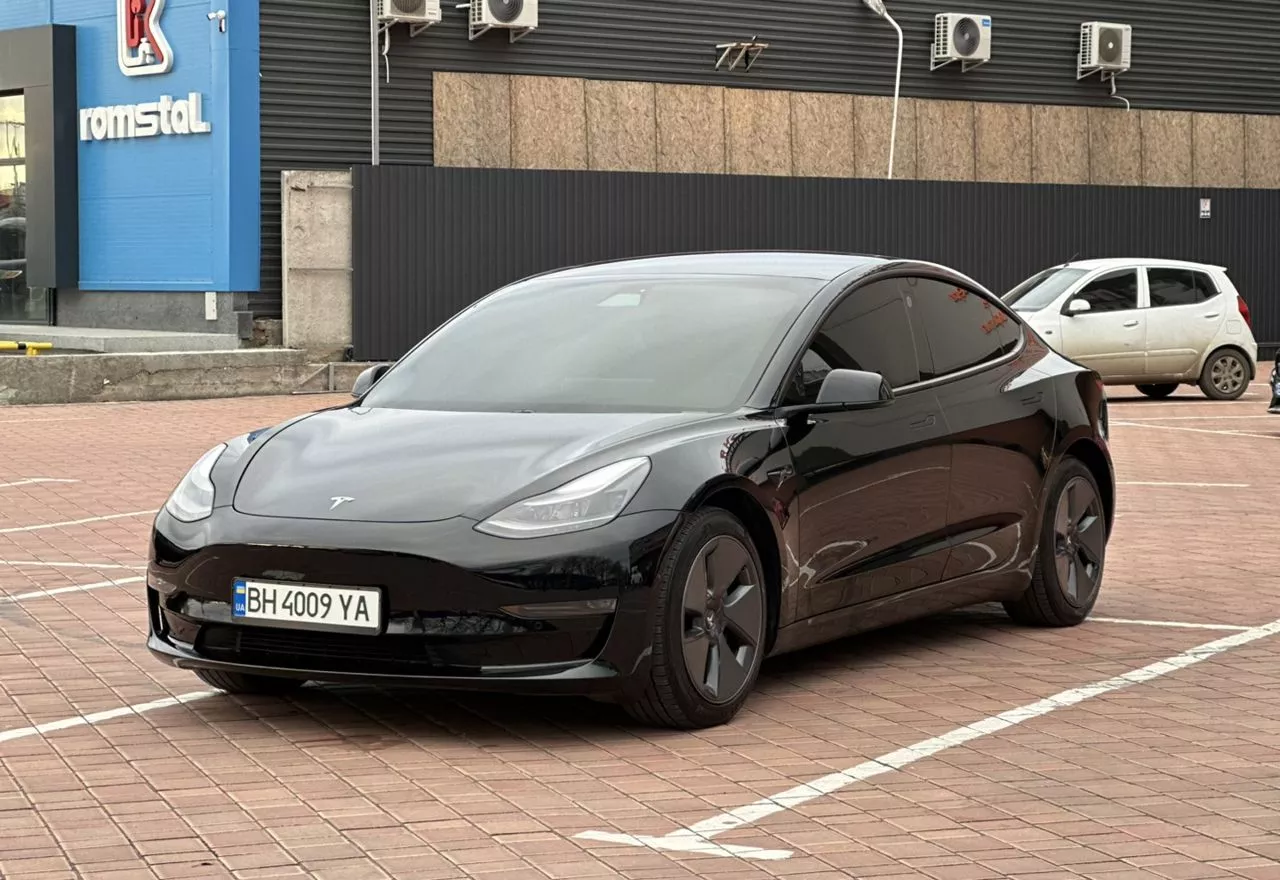 Tesla Model 3  80.5 kWh 202121