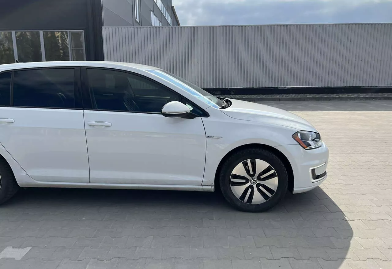 Volkswagen e-Golf  24.2 kWh 201691