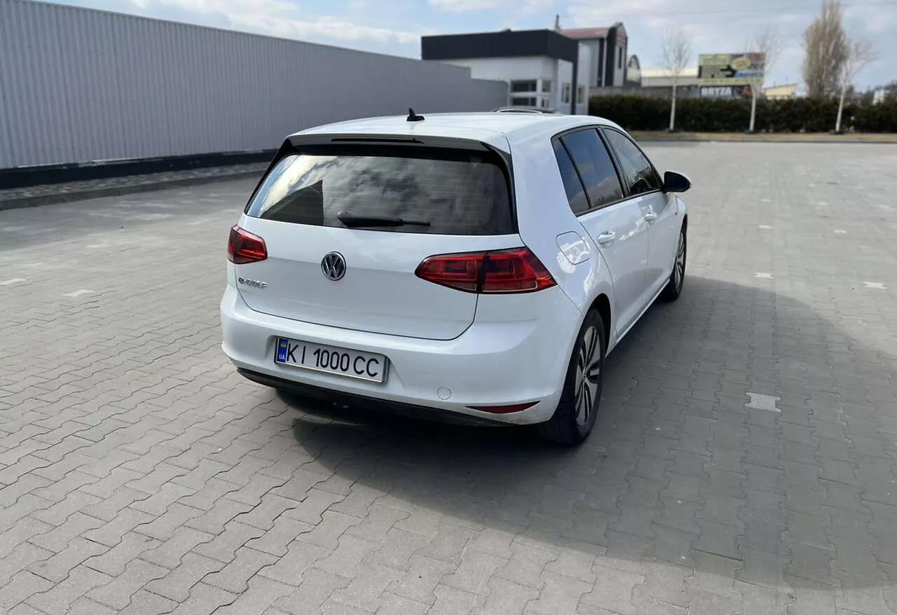 Volkswagen e-Golf  24.2 kWh 2016181