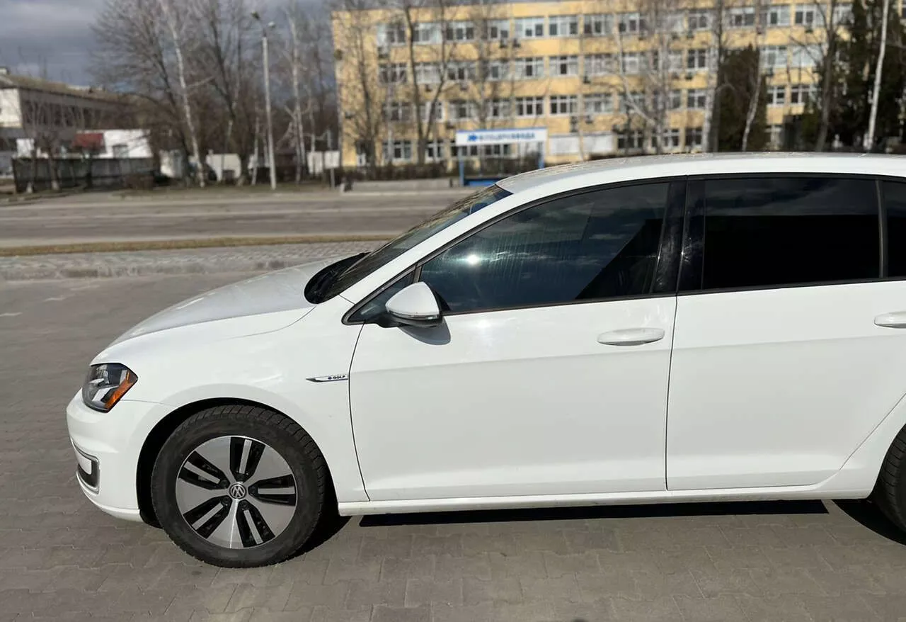 Volkswagen e-Golf  24.2 kWh 2016281