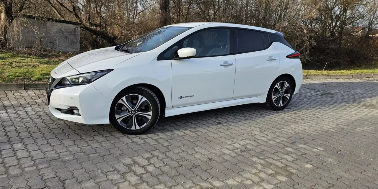 Nissan Leaf  40 kWh 2018111