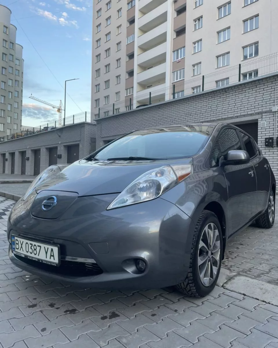 Nissan Leaf  24 kWh 201421