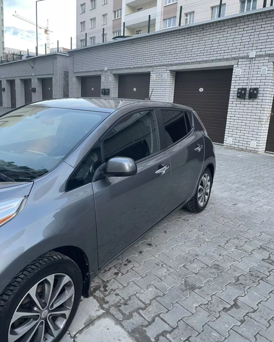 Nissan Leaf  24 kWh 201451