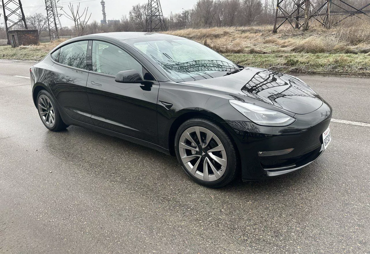 Tesla Model 3  62 kWh 202311