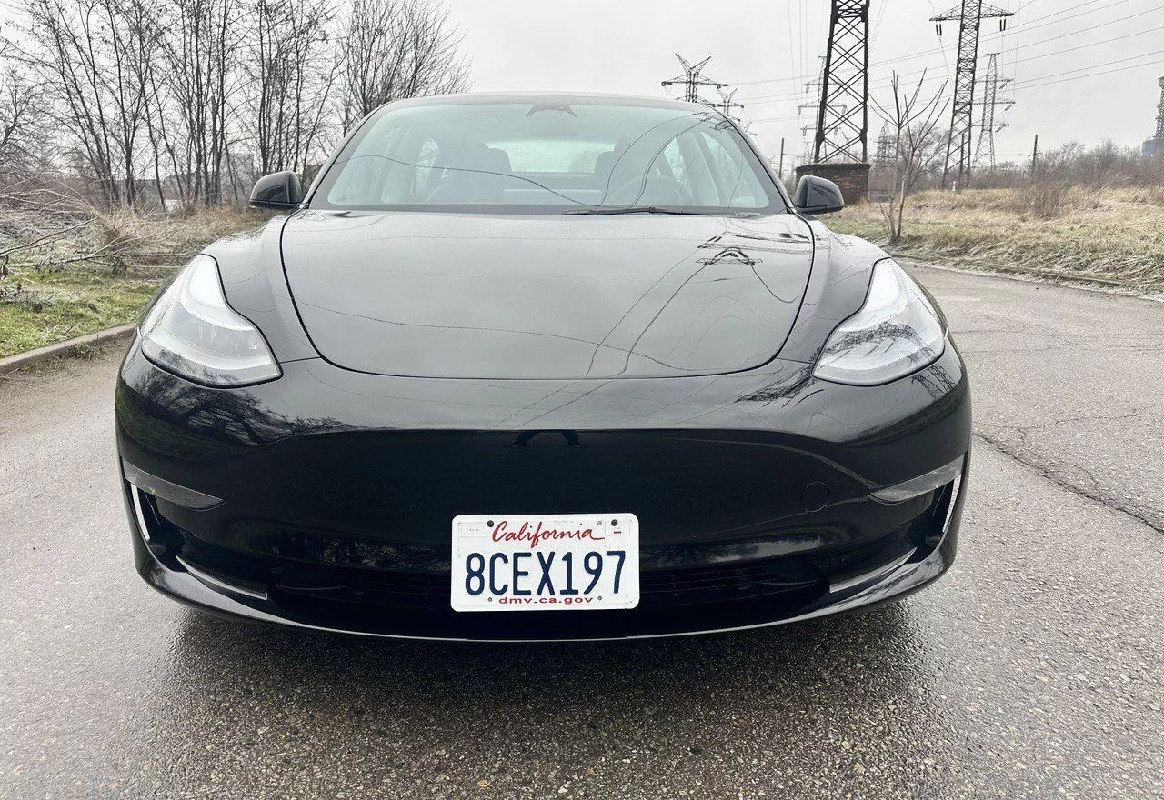 Tesla Model 3  62 kWh 2023131