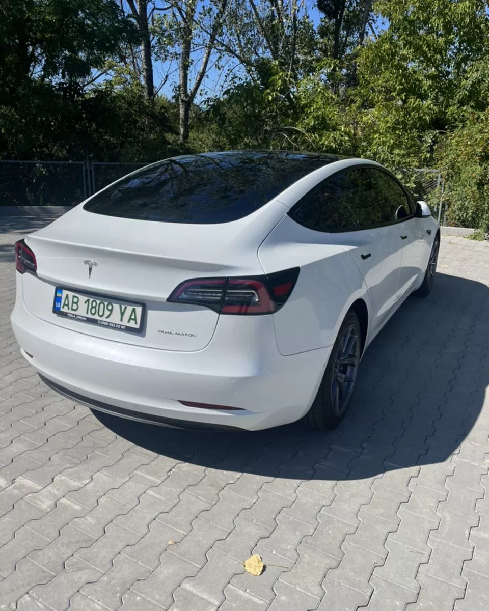 Tesla Model 3  80.5 kWh 2021131