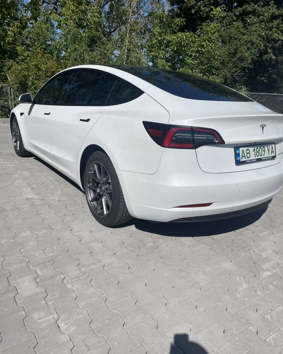 Tesla Model 3  80.5 kWh 2021151