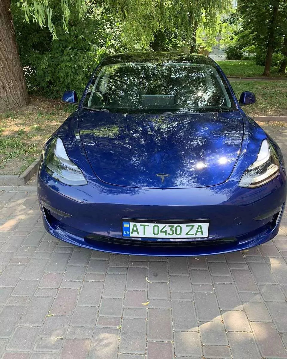 Tesla Model 3  202061