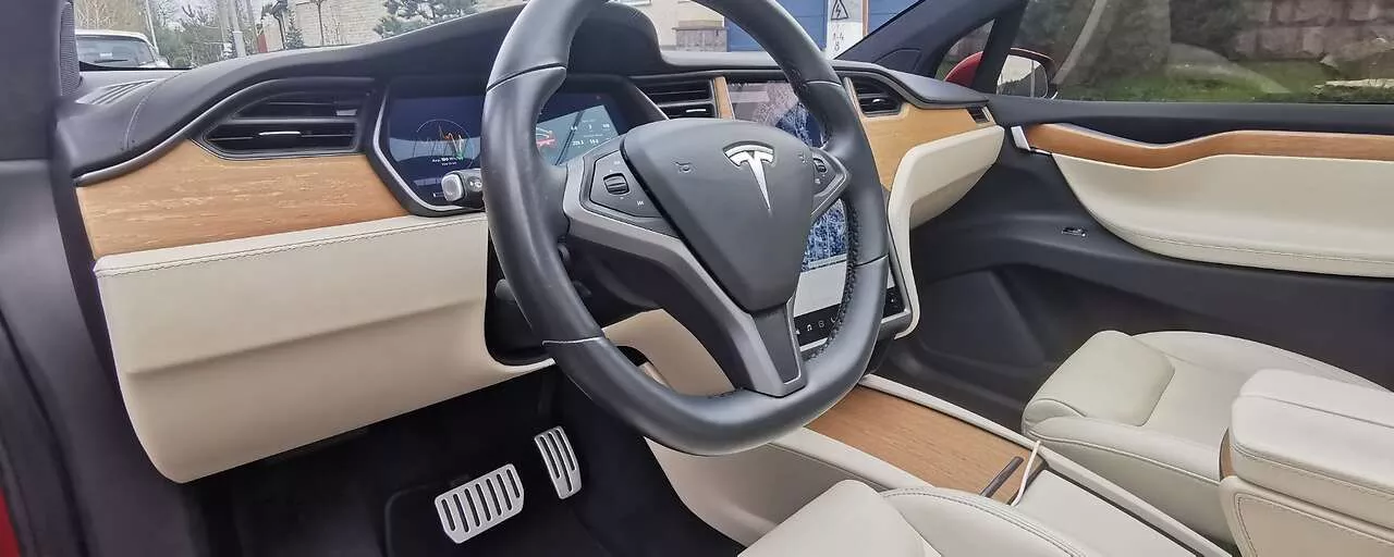 Tesla Model X  100 kWh 2020131