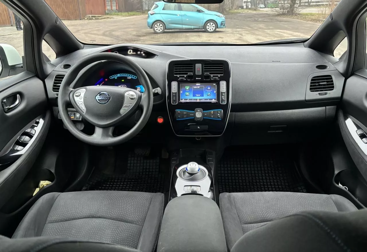 Nissan Leaf  24 kWh 2016121