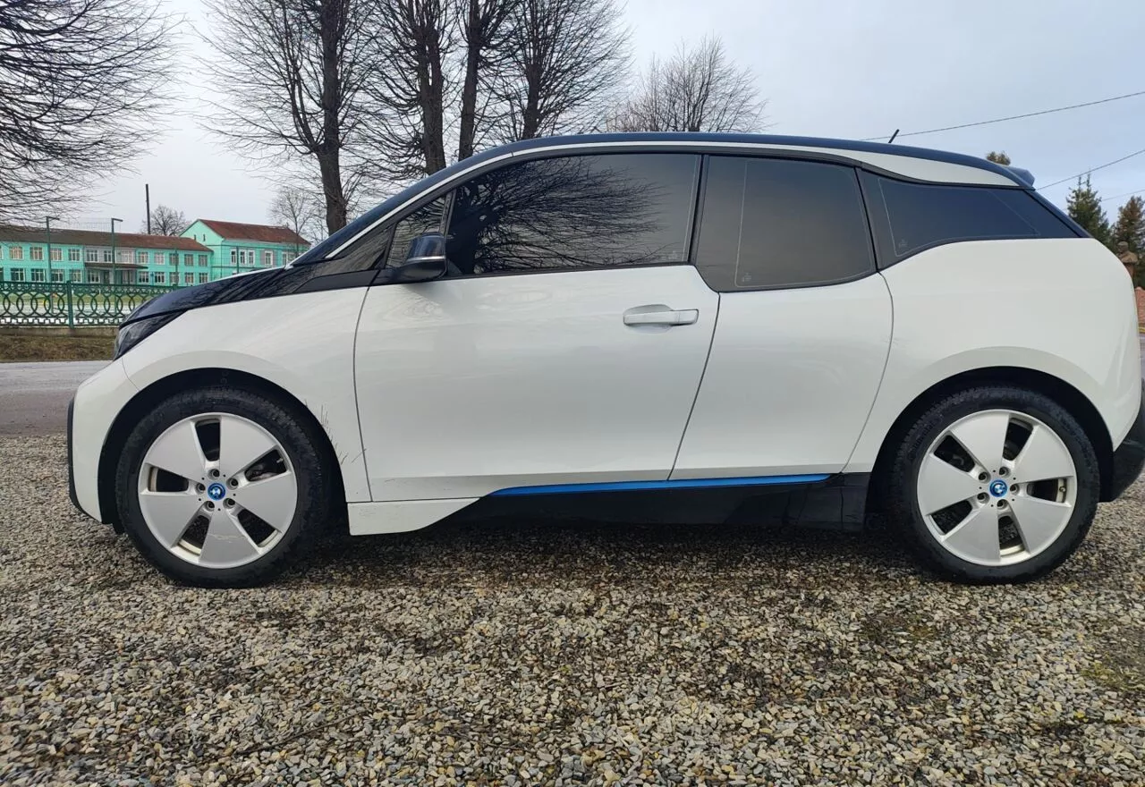 BMW i3  2017151