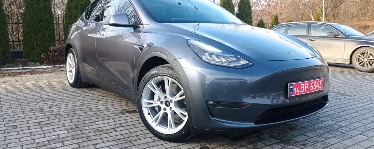 Tesla Model Y  75 kWh 202141