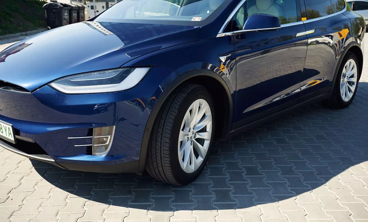 Tesla Model X  100 kWh 2020171