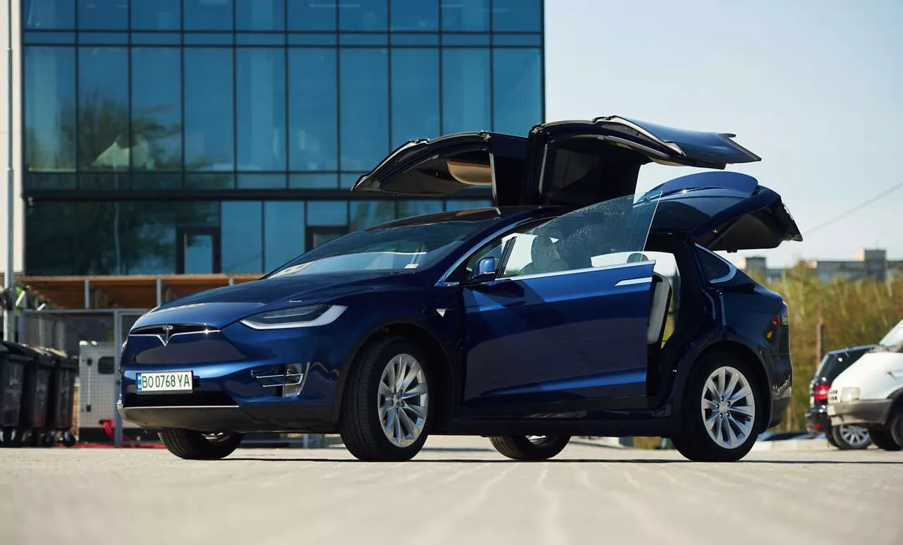 Tesla Model X  100 kWh 2020201