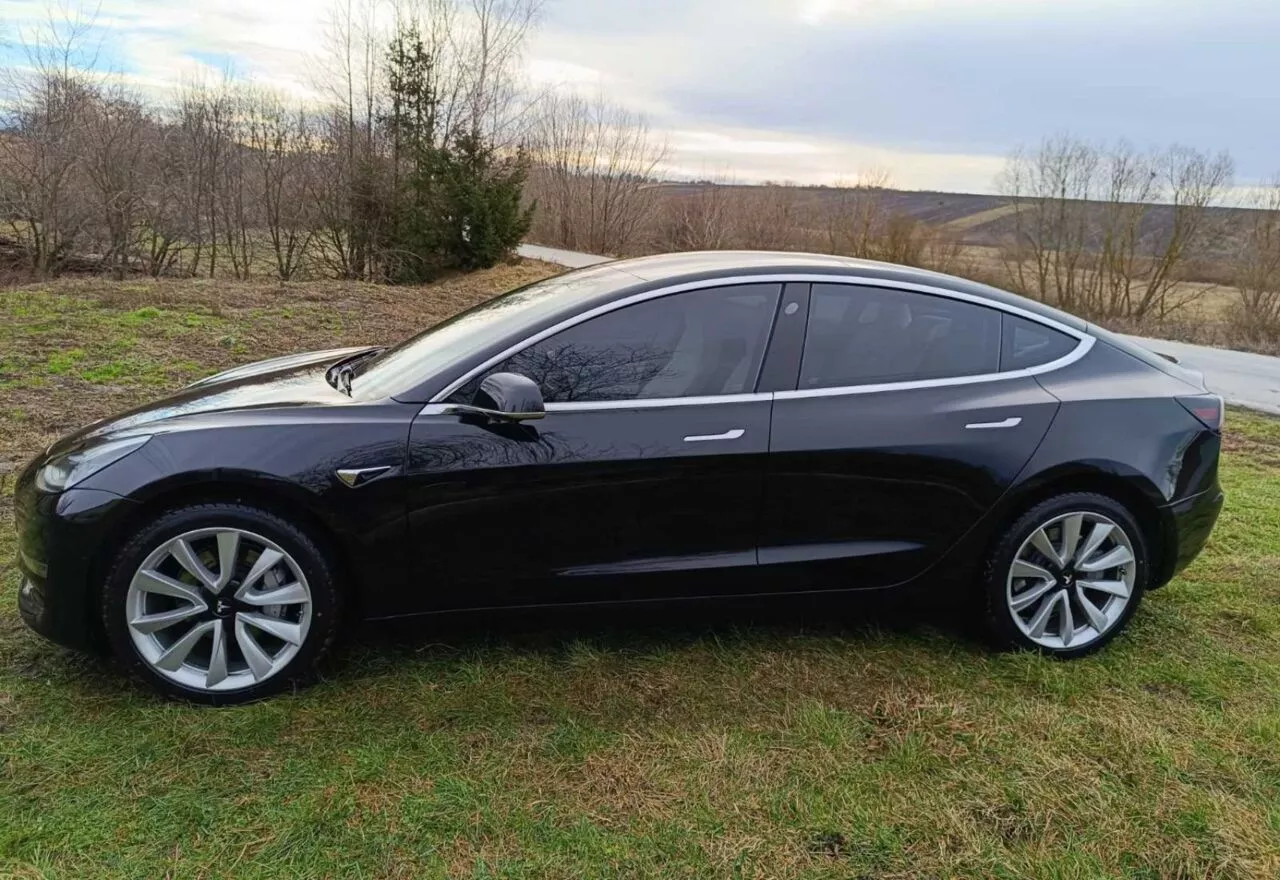 Tesla Model 3  54 kWh 2020191