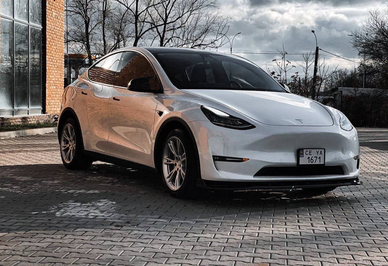 Tesla Model Y  80.5 kWh 2021191