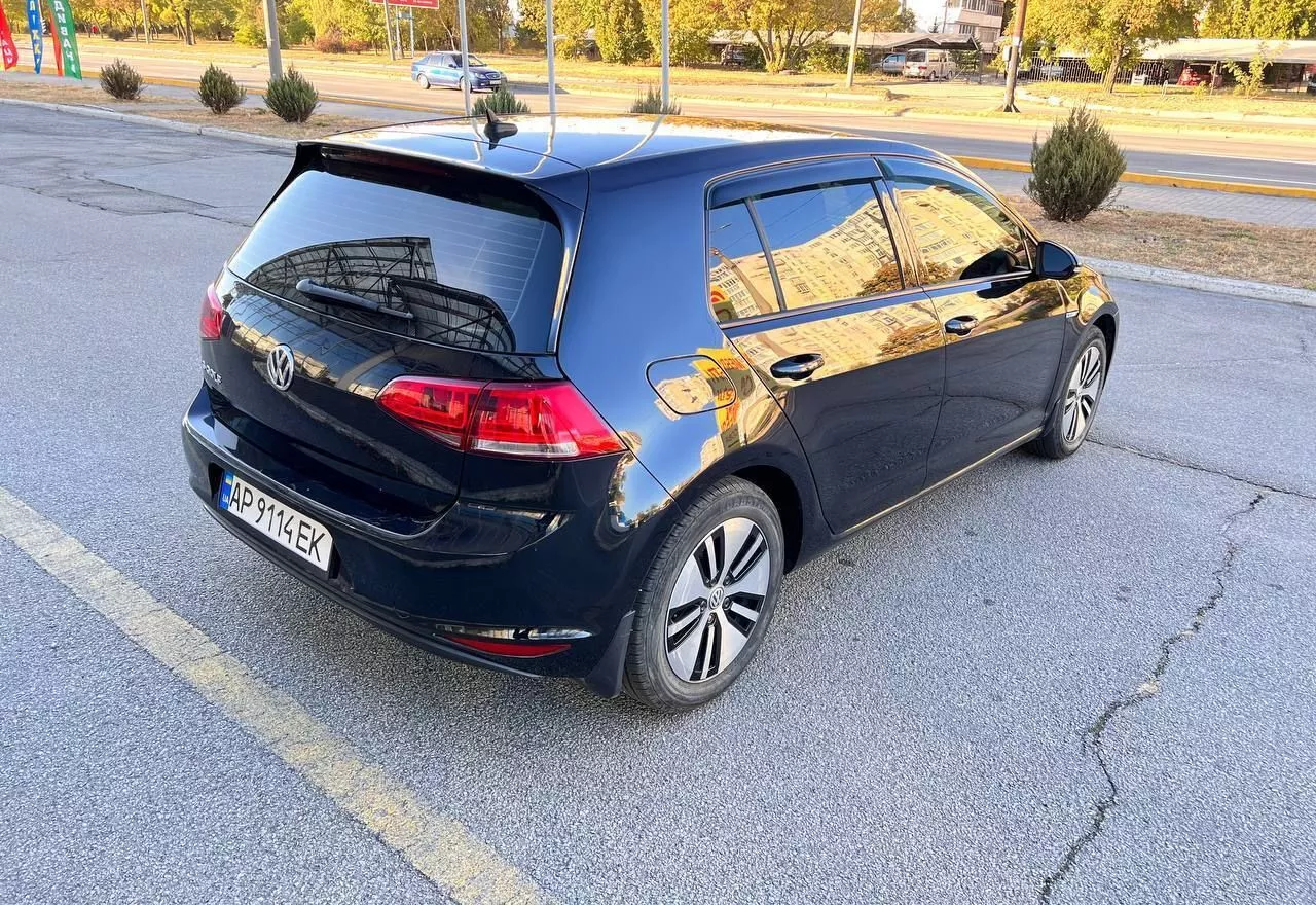 Volkswagen e-Golf  24 kWh 201641