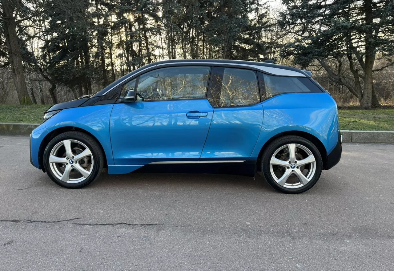 BMW i3  33.2 kWh 201811