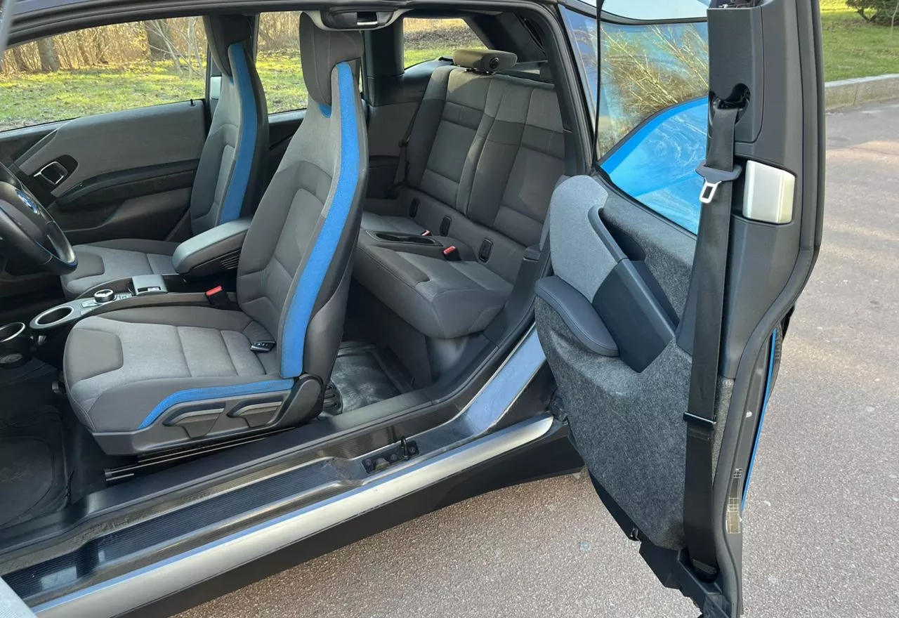 BMW i3  33.2 kWh 201841