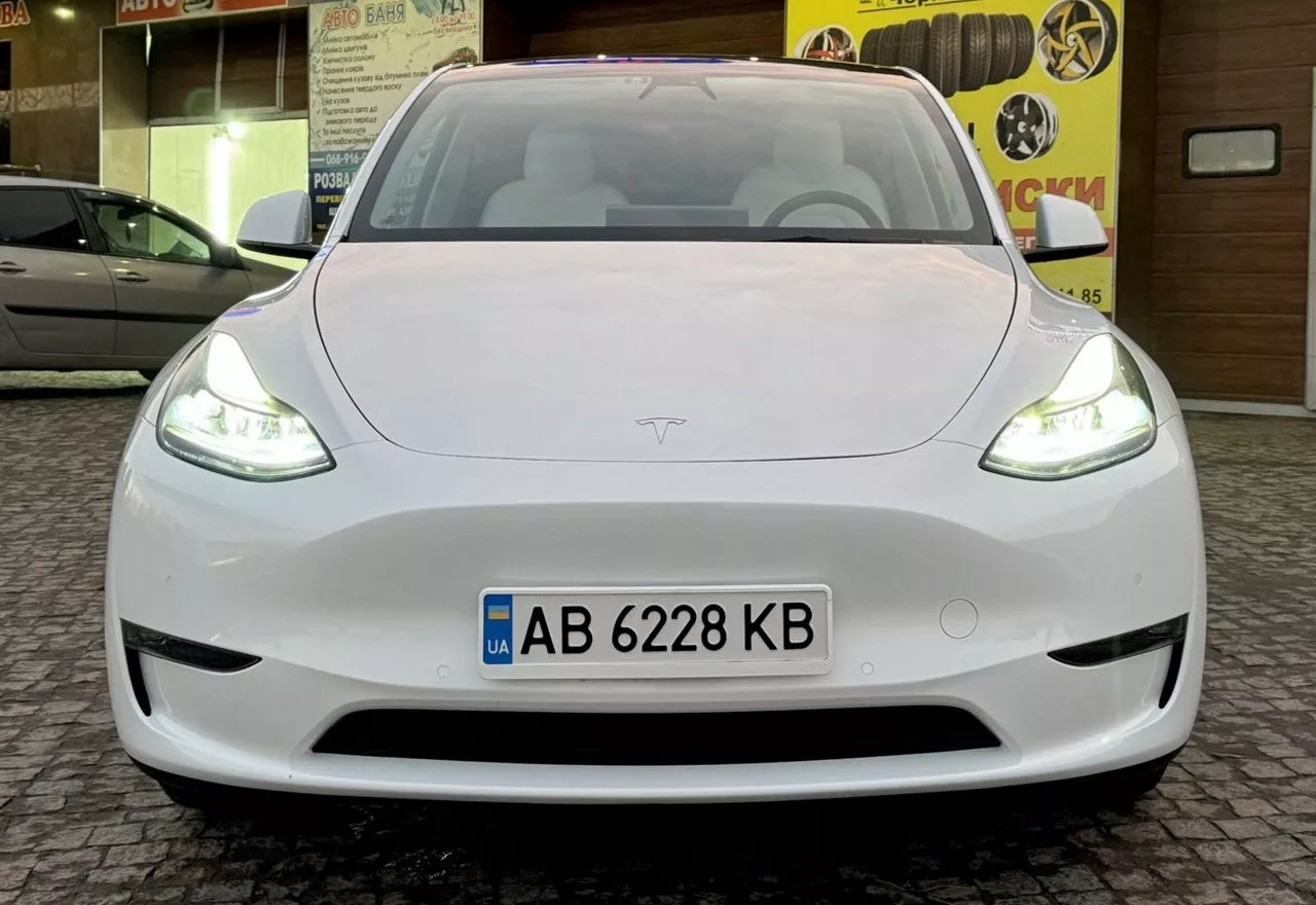 Tesla Model Y  80.5 kWh 202171