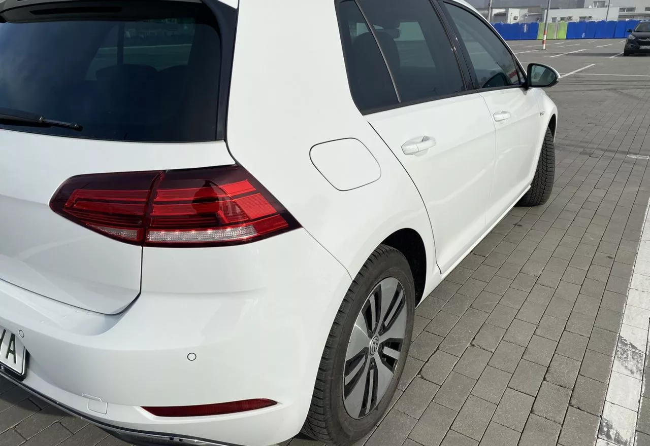 Volkswagen e-Golf  36 kWh 2019161