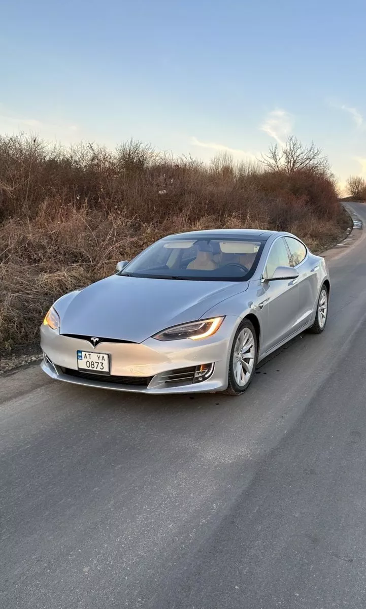 Tesla Model S  75 kWh 201611