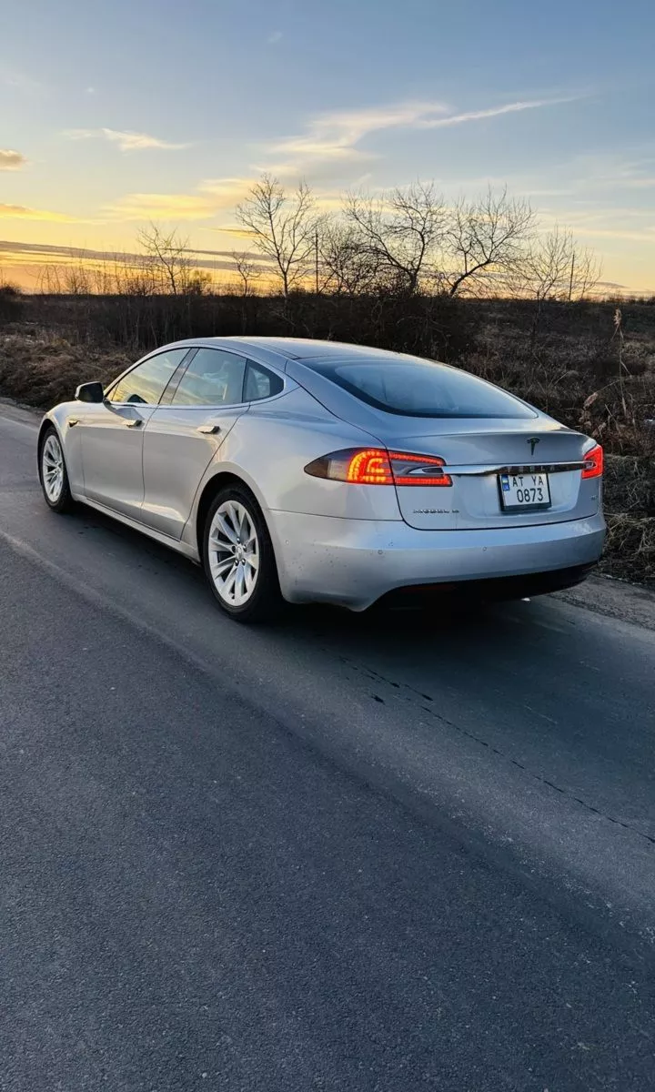 Tesla Model S  75 kWh 201621