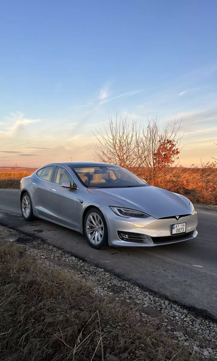 Tesla Model S  75 kWh 201661