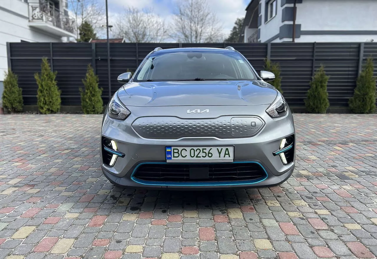 Kia Niro  64 kWh 2021251