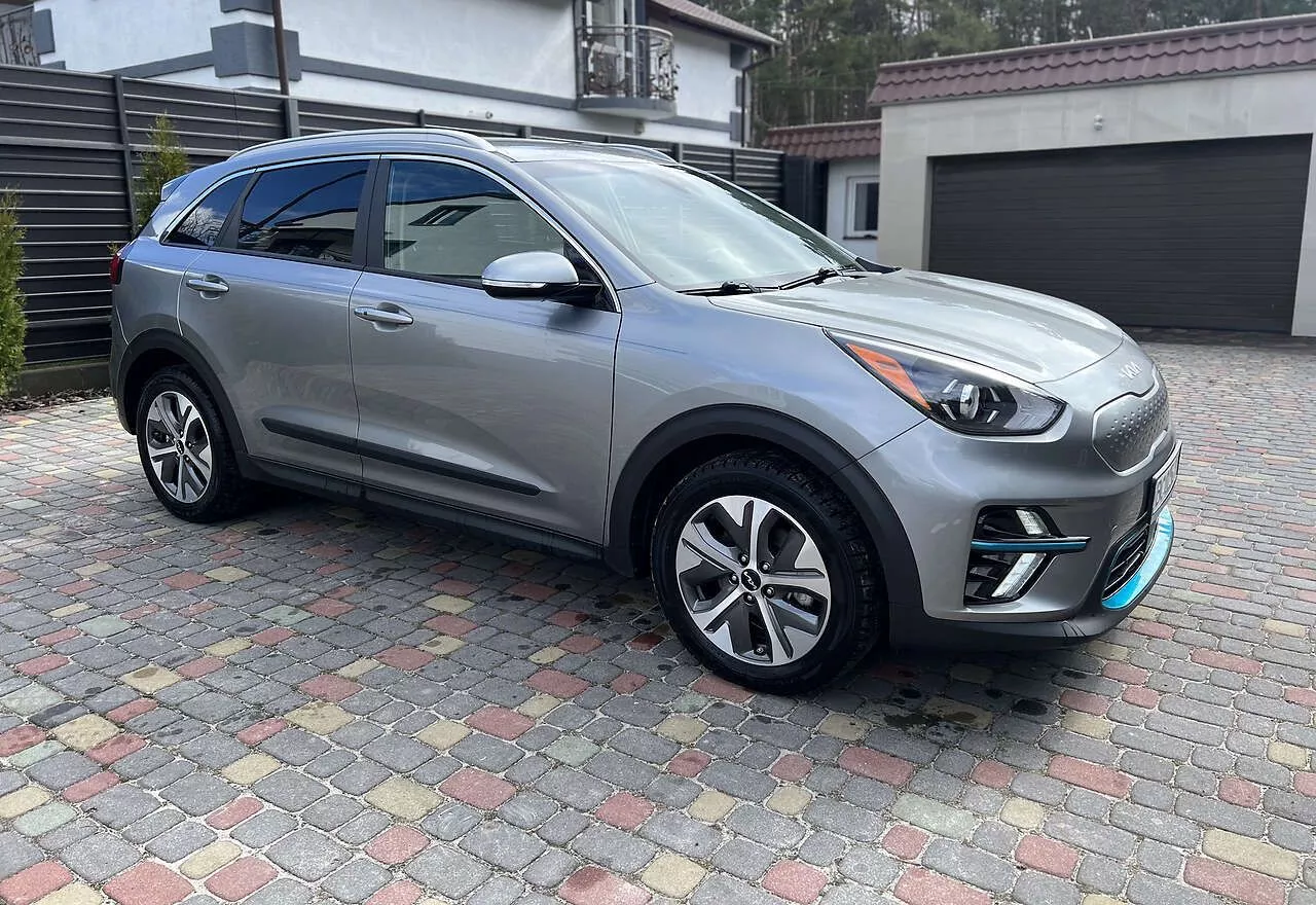 Kia Niro  64 kWh 2021261