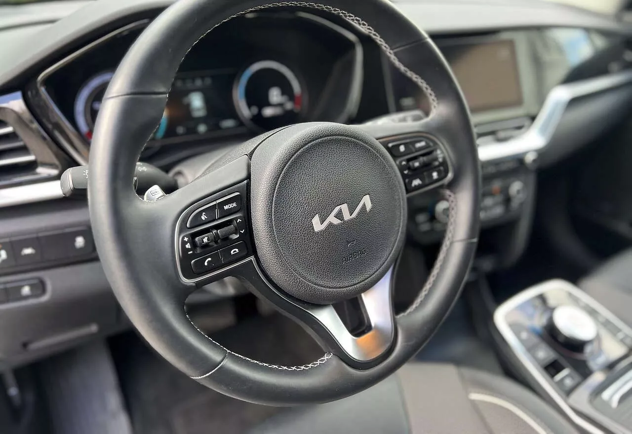 Kia Niro  64 kWh 2021181