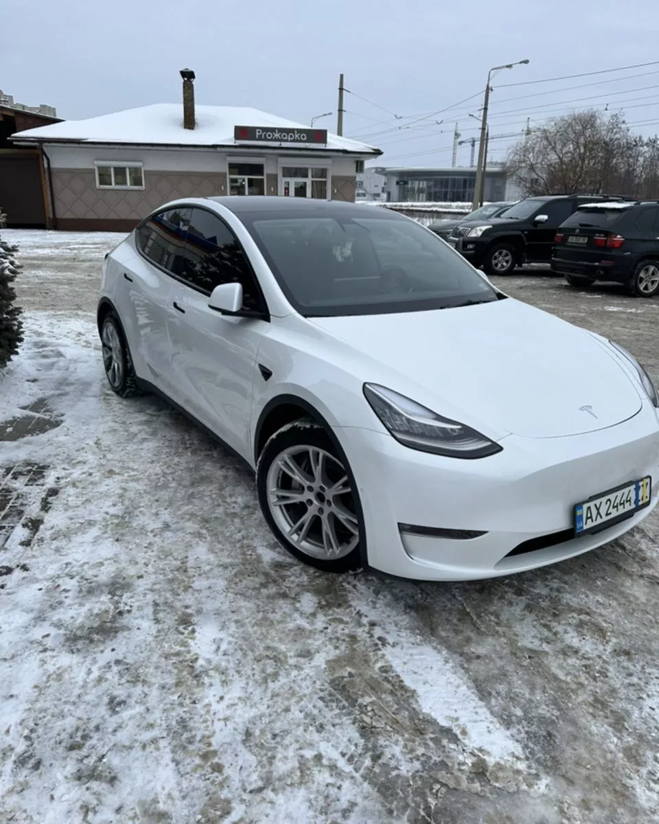 Tesla Model Y  75 kWh 202121