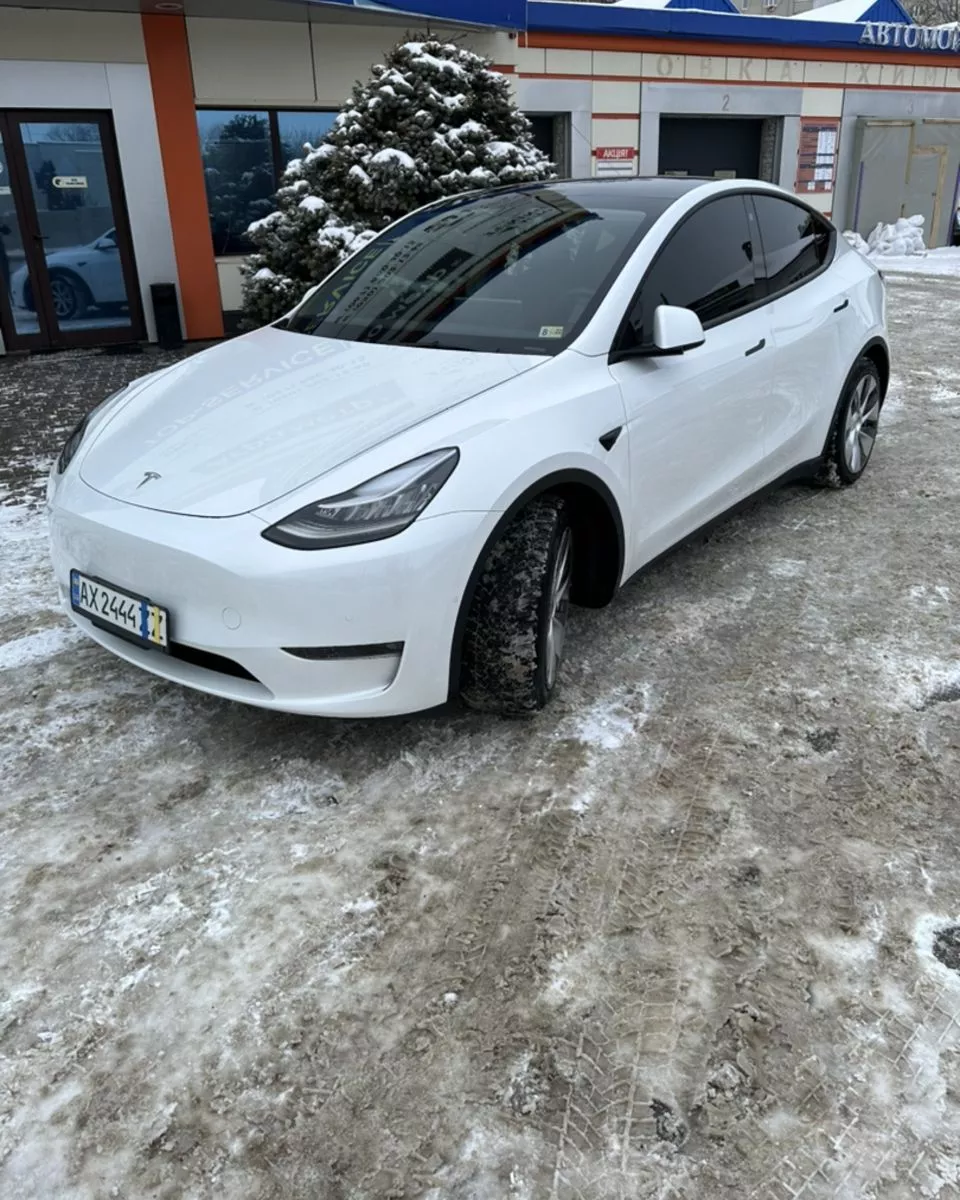 Tesla Model Y  75 kWh 202141