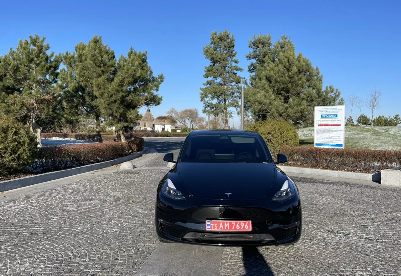 Tesla Model Y  80.5 kWh 202221