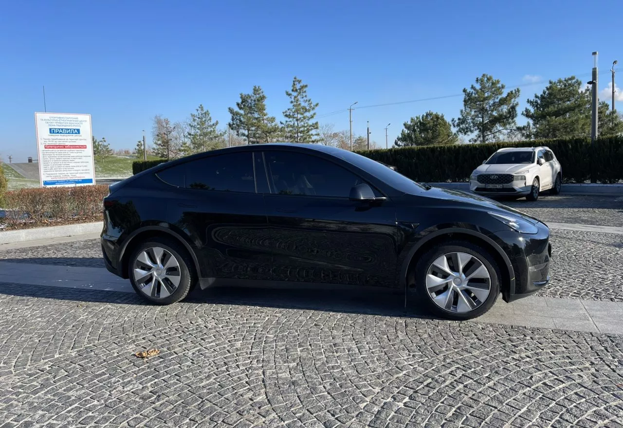 Tesla Model Y  80.5 kWh 202271