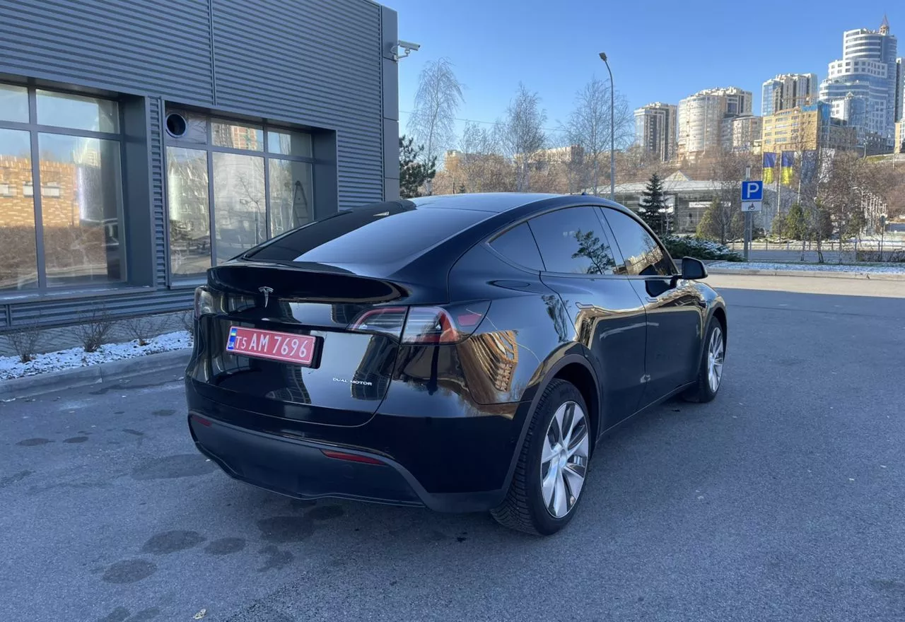 Tesla Model Y  80.5 kWh 2022181